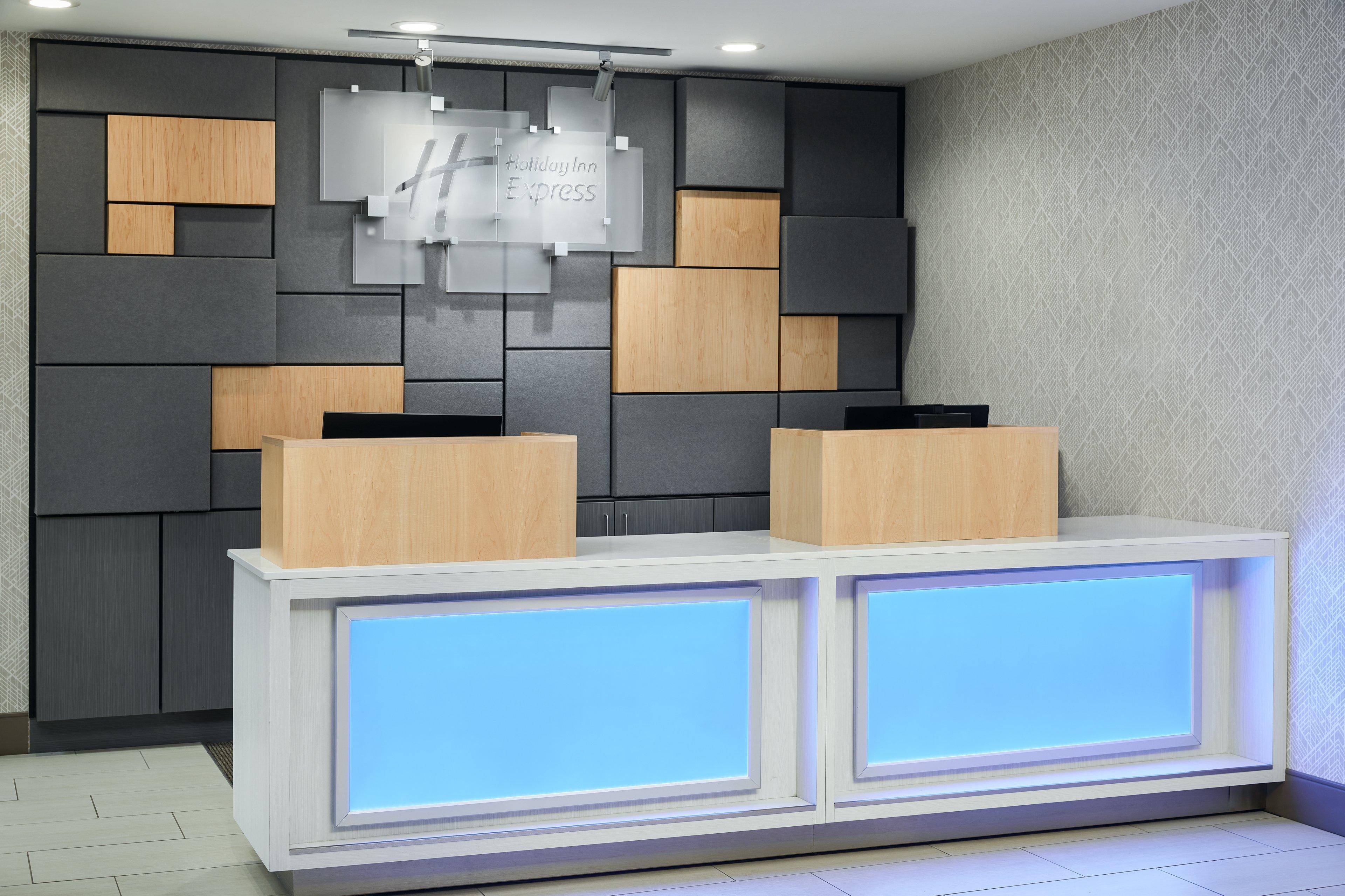 Holiday Inn Express Richmond - Midtown By Ihg Esterno foto